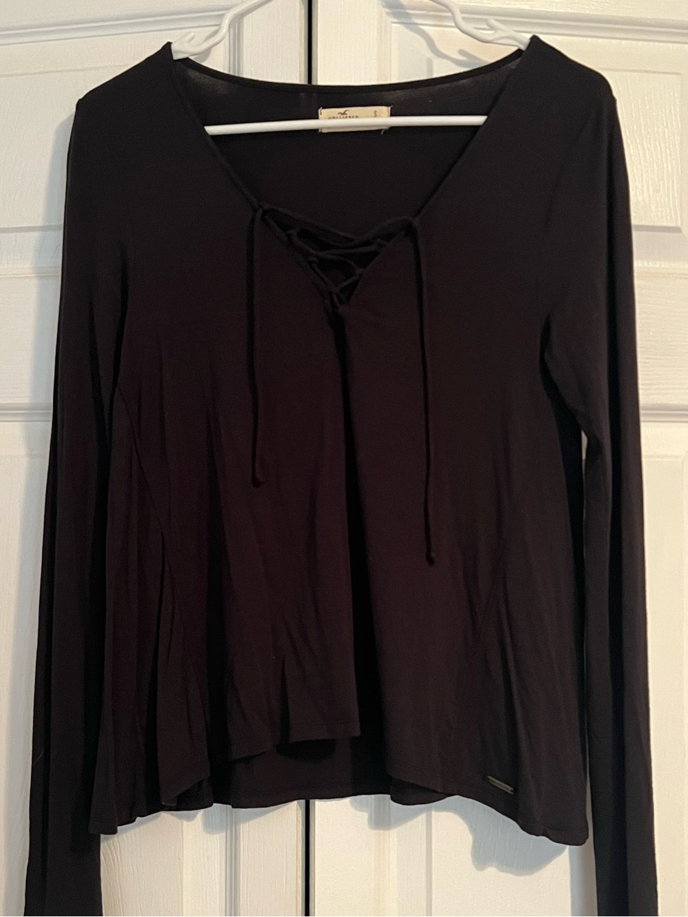 Hollister Long Sleeve Lace Up Top Size Small